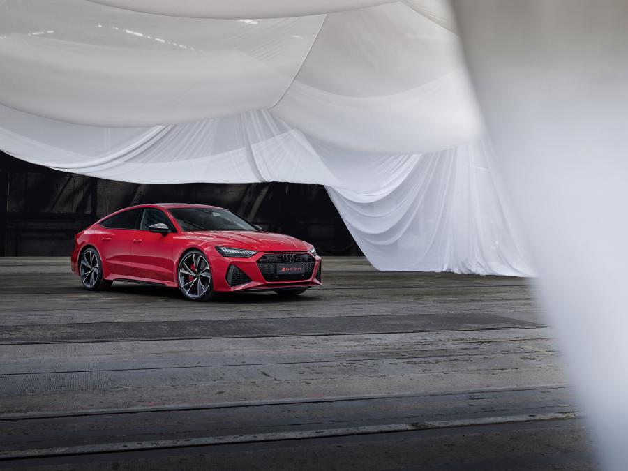  Audi RS7 Sportback 2019 года  (WW) (фото 43 из 80)